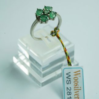 [ BẠC 925 ] Nhẫn đá ngọc lục bảo thiết kế cỏ ba lá thanh lịch - WS 281