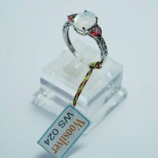 [ BẠC 925 ] Nhẫn đá moonstone mặt trăng thiết kế sang trọng - WS 024