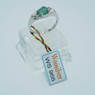 [ BẠC 925 ] Nhẫn đá ngọc lục bảo hình bầu dục thiết kế sang trọng và tinh tế WS 966