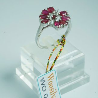 [ BẠC 925 ] Nhẫn đá Ruby đỏ thiết kế cánh hoa thanh lịch - WO 051