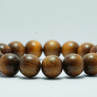 Vòng gỗ bách xanh thơm ngọt tự nhiên