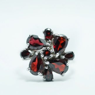 [ BẠC 925 ] Nhẫn đá Garnet thiết kế hoa độc đáo