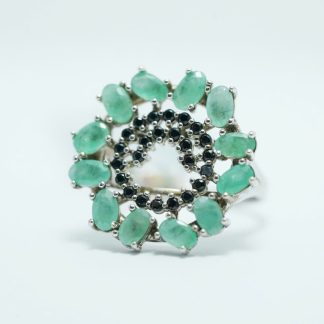 [ BẠC 925 ] Nhẫn đá Ngọc Lục Bảo thiết kế hình hoa tròn cách điệu