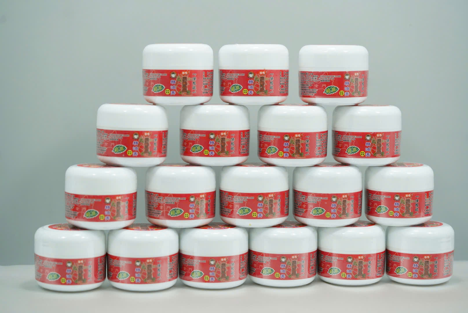 Dầu xoa bóp đỏ nội địa Đài Loan - Ảnh 6