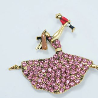 Trâm Cài Áo Hình Người – Sáng Tạo & Cá Tính