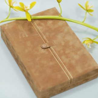 [ HÀNG SI NHẬT ] Hộp Nhung Nâu Cổ Điển – Sang Trọng, Đẹp Như Mới  – H502