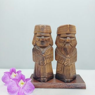 [ HÀNG SECONDHAND ] Tượng Gỗ Nhỏ Đôi Ainu Nipopo Chạm Khắc - Secondhand - BB83