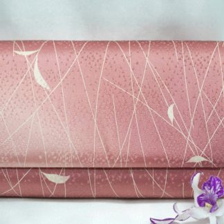 [ HÀNG SECONDHAND ] Ví Cầm Tay – Họa Tiết Lá Bay – Secondhand – V025